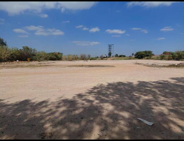 BUSINESS PROPERTY TO RENT IN BENROSE